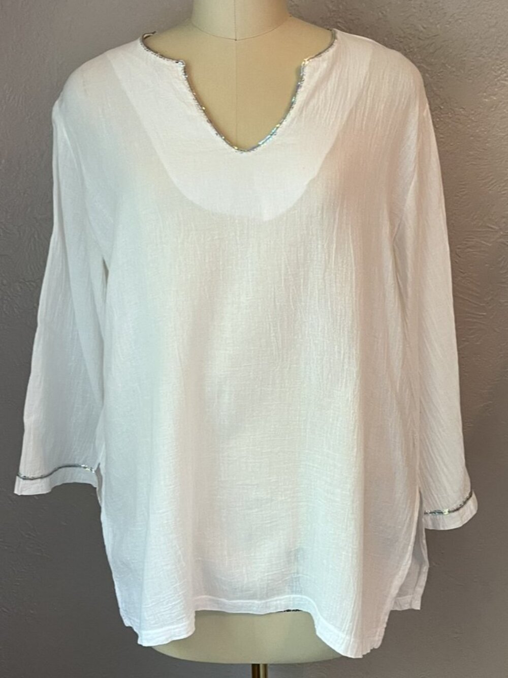 White Linen Silver Sequin Trim V-Neck Tunic Beach Cover-Up NWOT Resortwear